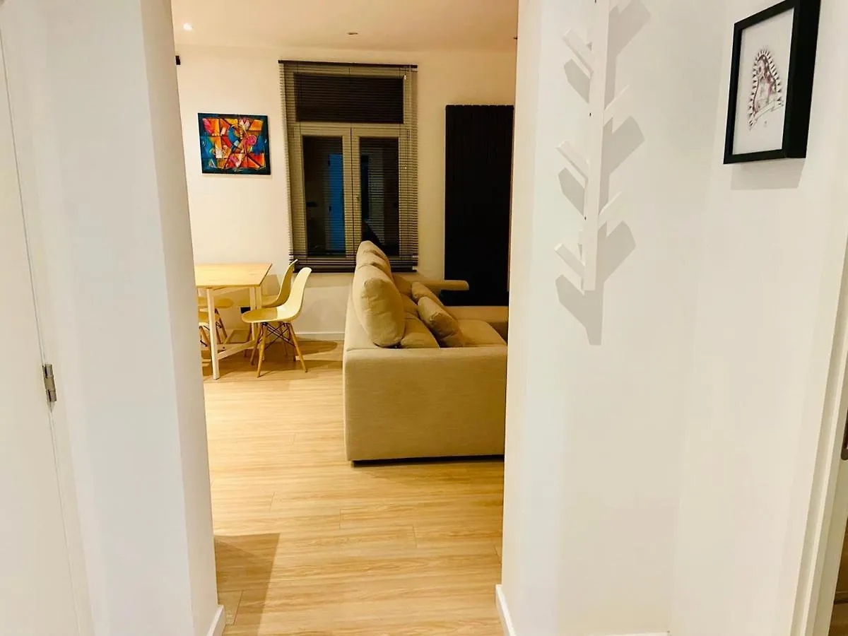 Camus Flats Apartamento Bruxelas 0*,